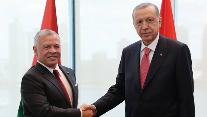 Erdogan, Jordan's Abdullah II discuss Israeli-Palestinian conflict