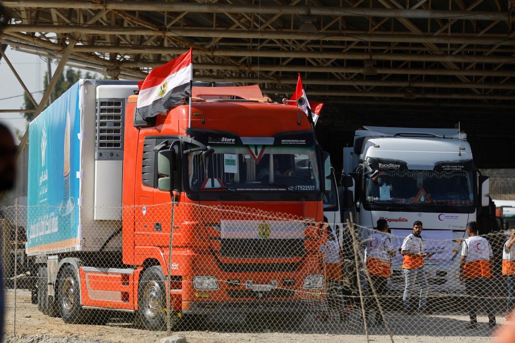 UN Secretary-General urges ceasefire as aid trucks enter Gaza