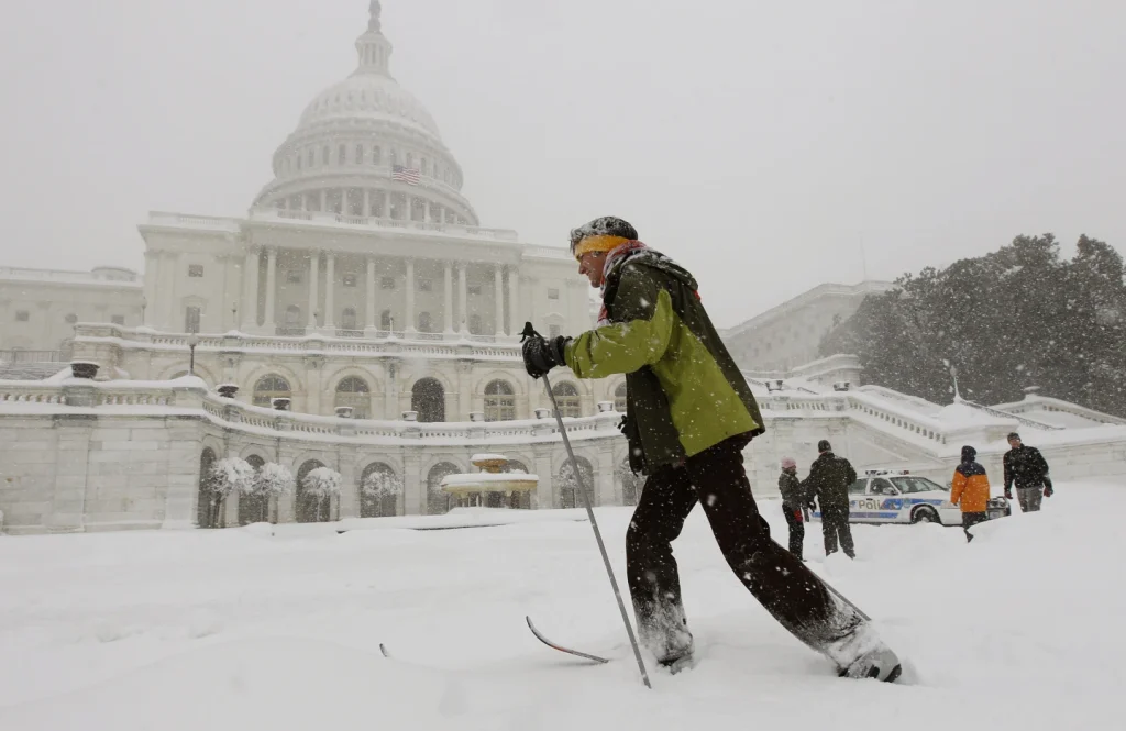 United States winter looks likely to be a bit low on snow and extreme cold outbreaks