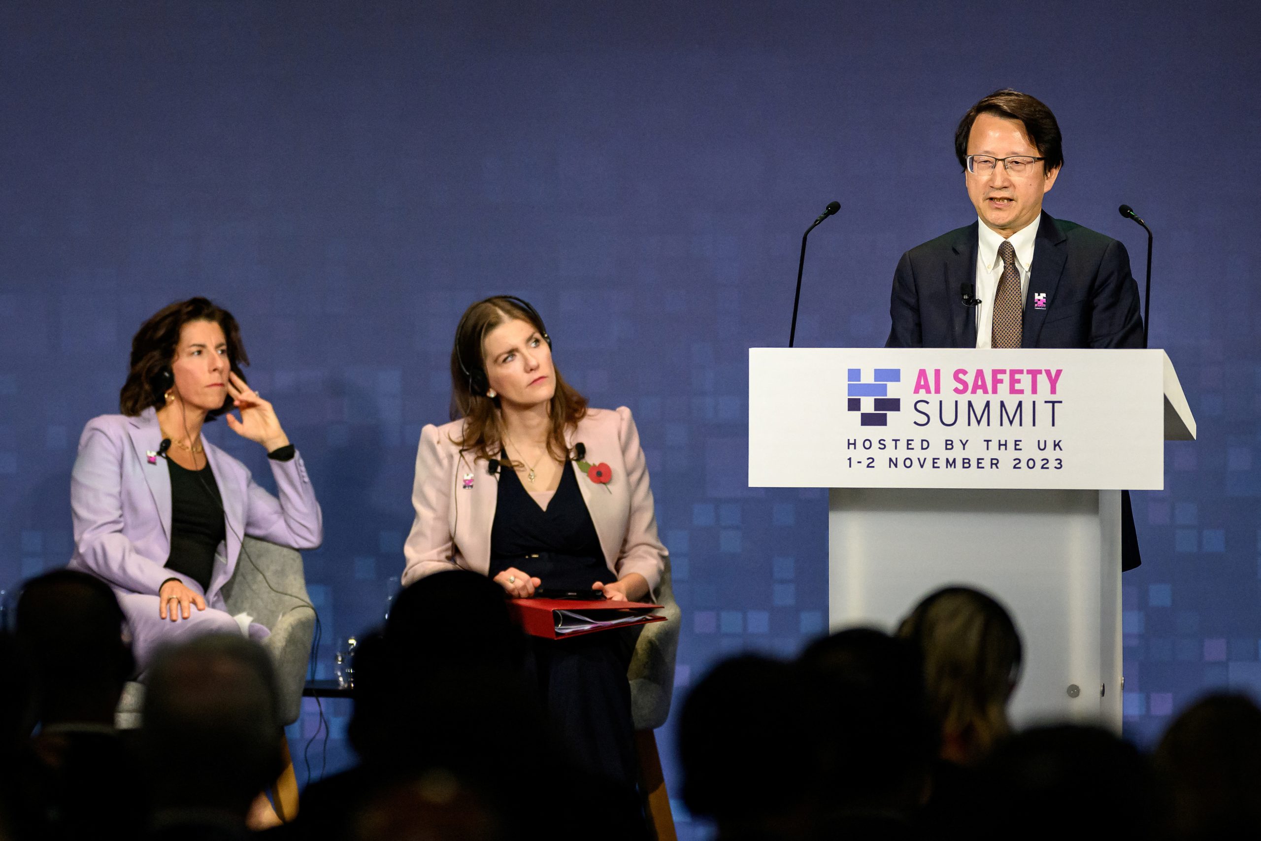 World's first AI safety summit opens in UK - The Gulf Observer