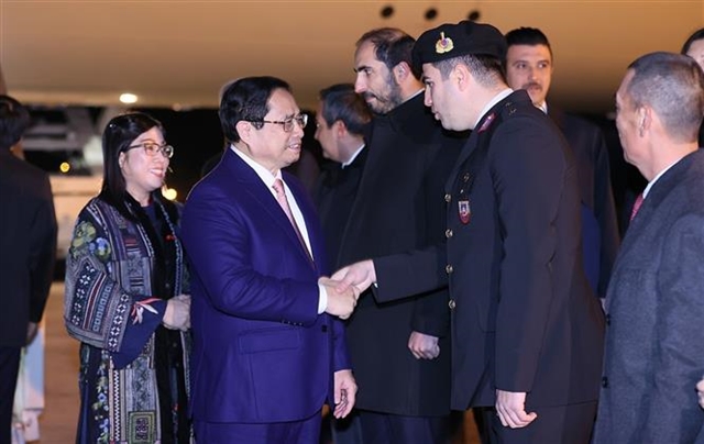 PM Chinh arrives in Ankara