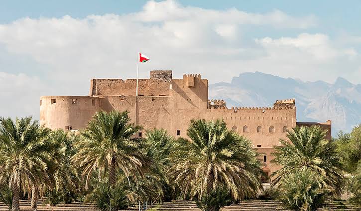 Oman submits two cultural elements at UNESCO