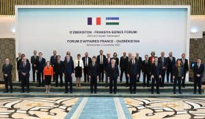 Shavkat Mirziyoyev, Macron attend joint Business Forum