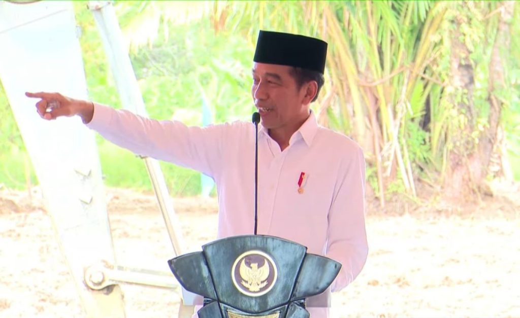 Jokowi attends groundbreaking ceremony of Muhammadiyah hospital in Sorong