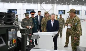 Shavkat Mirziyoyev visits military unit in Surkhandarya