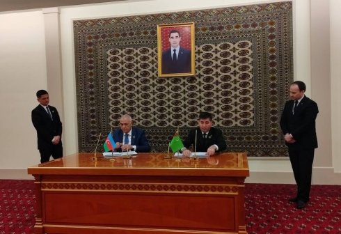 Türkmenaragatnaşyk signs several agreements with foreign companies