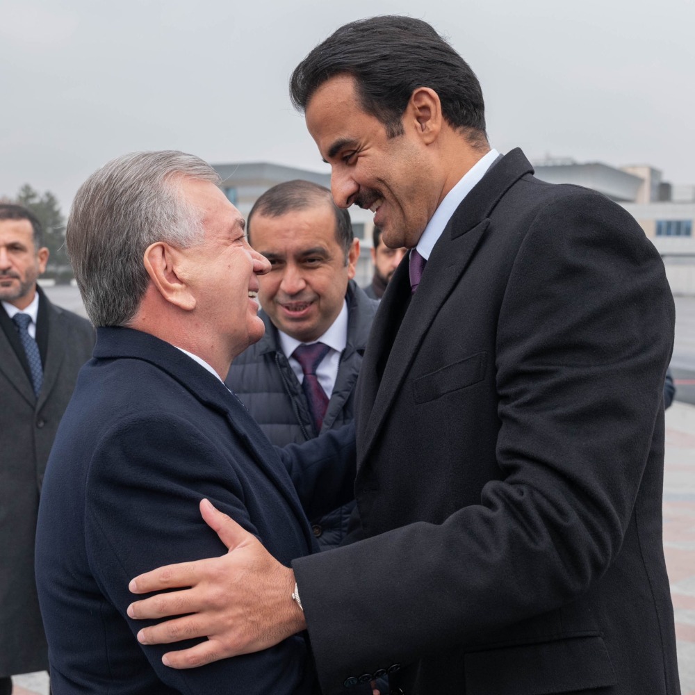Amir of Qatar arrives in Tashkent