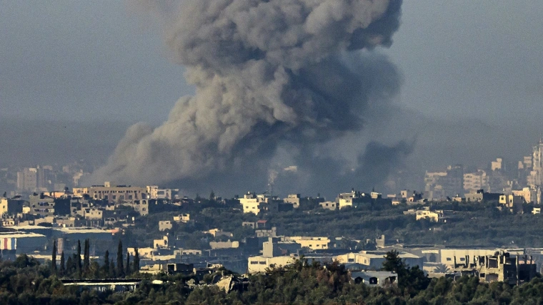 'Nowhere is safe' as Israel shifts bombardment to south Gaza