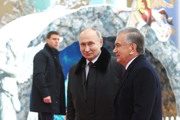 Shavkat Mirziyoyev, Putin deliberate on practical implementation of agreements