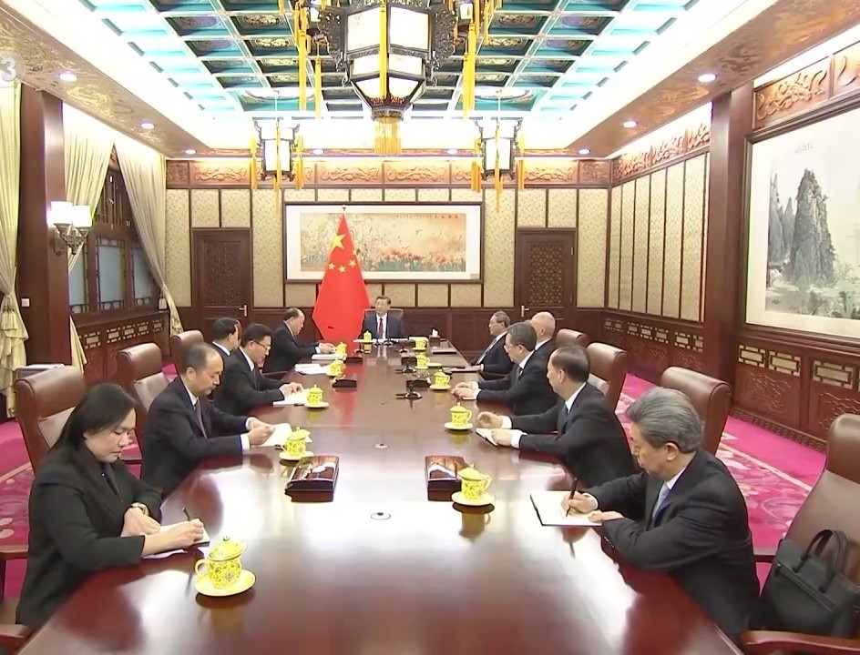 Xi calls on Macao to continuously advance "One Country, Two Systems" practice