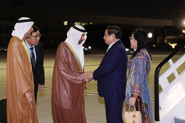 PM Chinh arrives in Dubai to attend COP28