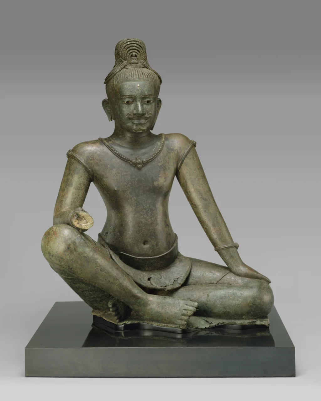New York's Metropolitan Museum to return stolen ancient sculptures to Cambodia and Thailand