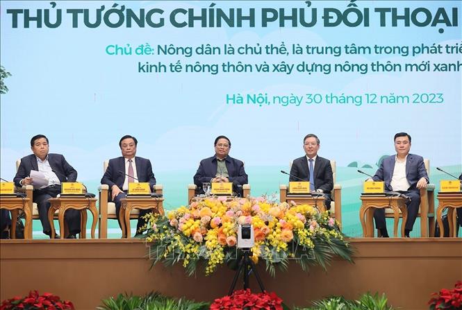 PM Chinh initiates nationwide dialogue with farmers