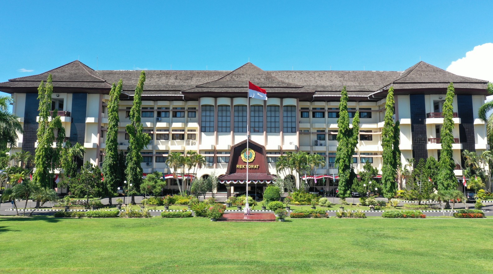 Mataram University Grants Scholarships To 30 Palestinian Students The 