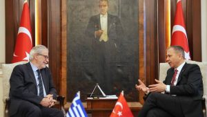 Turkish, Greek Ministers Deliberate on Strengthening Cooperation in Aegean Sea