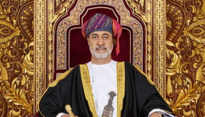 Sultan of Oman Presents Order of Honour to ROHM Director General