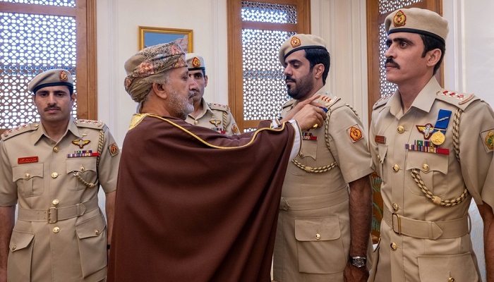 Sultan of Oman Honors Royal Court Affairs Personnel with Prestigious Medals