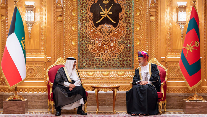 Sultan Haitham bin Tarik Holds Official Talks with Kuwaiti Emir