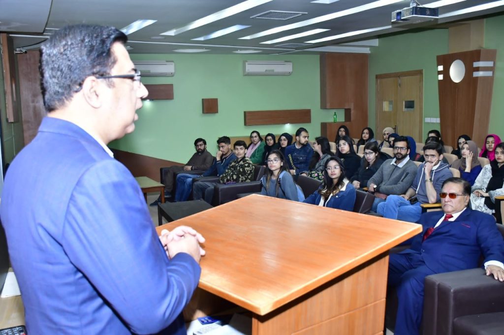 Embarking on Distinguished Leaders Series