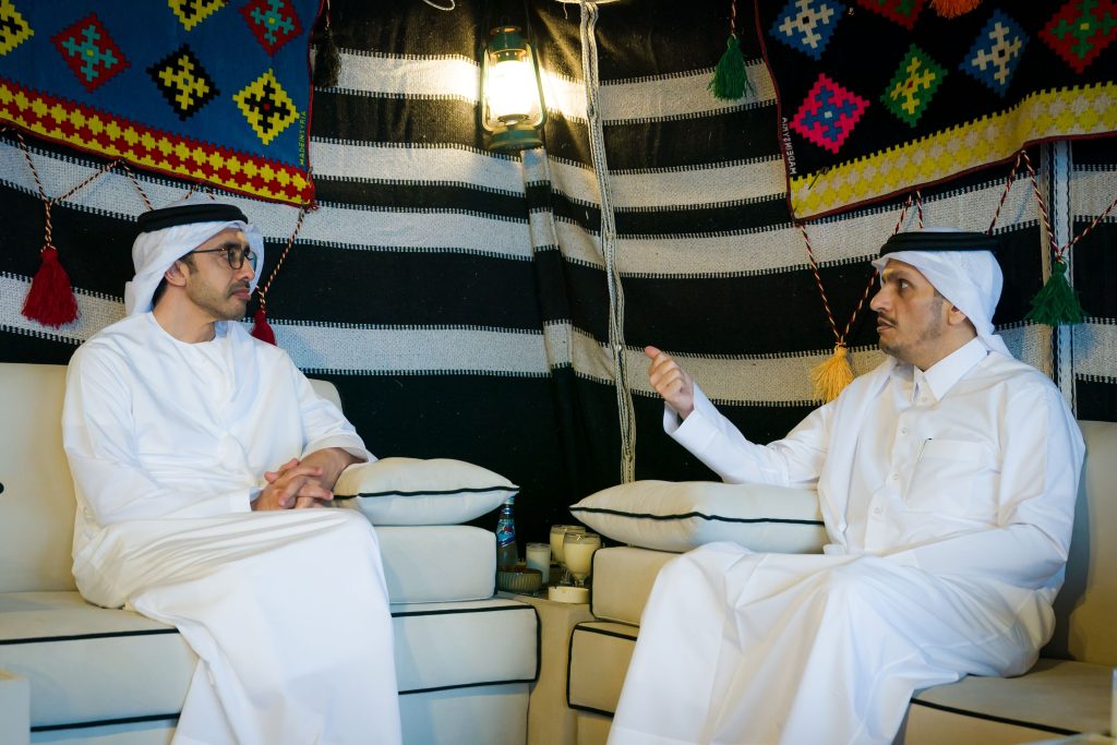 Abdullah bin Zayed Holds Talks with Qatar's Prime Minister and Foreign Minister