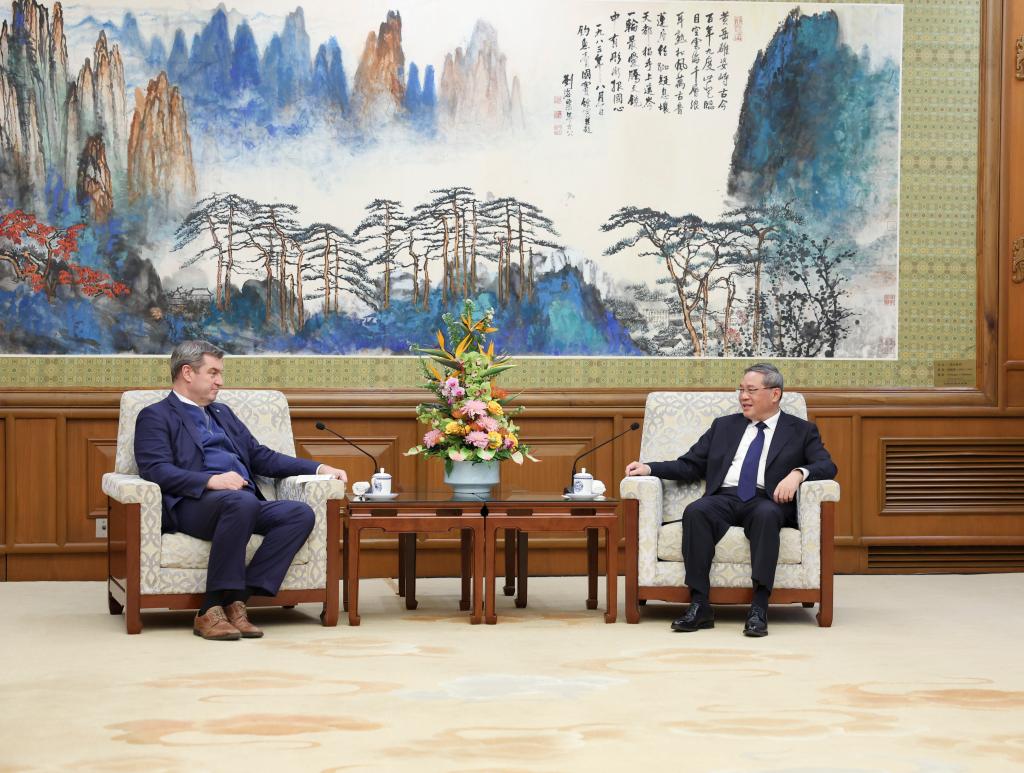Chinese Premier Urges Strengthened Economic Cooperation with Bavaria, Germany