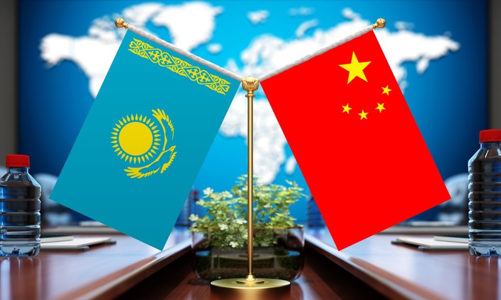 Kazakh and Chinese Businesses Forge Trade Partnerships at Astana Export Forum