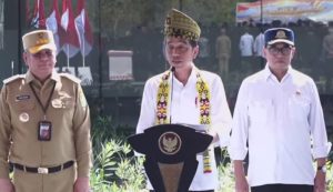 President Joko Widodo Inaugurates Singkawang Airport