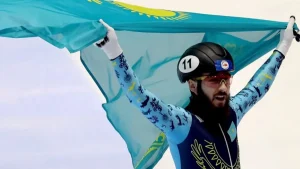Kazakhstan's Denis Nikisha Clinches Silver Medal at ISU World Short Track Speed Skating Championships