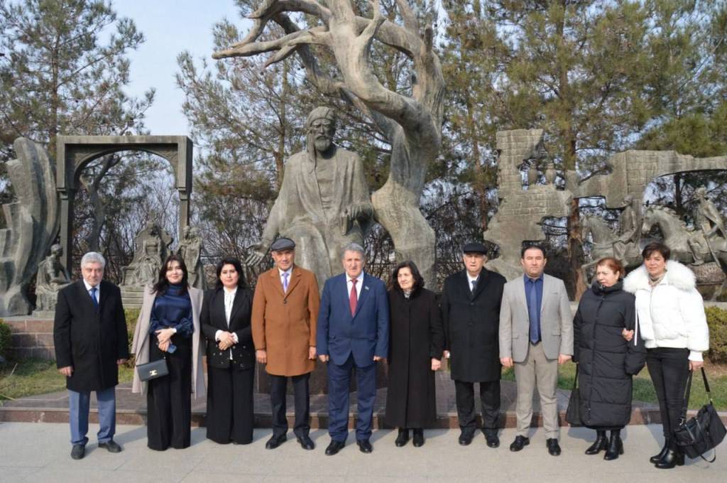 New Uzbek Language and Culture Center Named after Alisher Navoi Set to Open in Azerbaijan