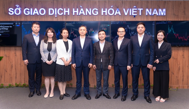Việt Nam and China Explore Comprehensive Commodity Exchange Cooperation to Boost Bilateral Trade