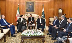 Zardari and Raisi Hold Talks on Gaza Situation and Bilateral Relations