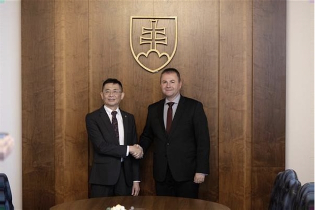 Vietnam and Slovakia Endeavor to Enhance Delegation Exchanges