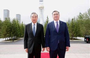 Chinese and Kazakh FMs Highlight Strengthened Bilateral Cooperation