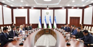 Uzbekistan's FM Meets EU Special Representative for Central Asia