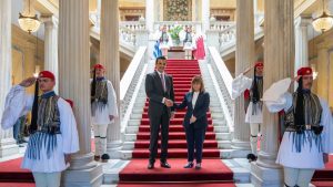 Amir of Qatar Meets Greek President in Athens