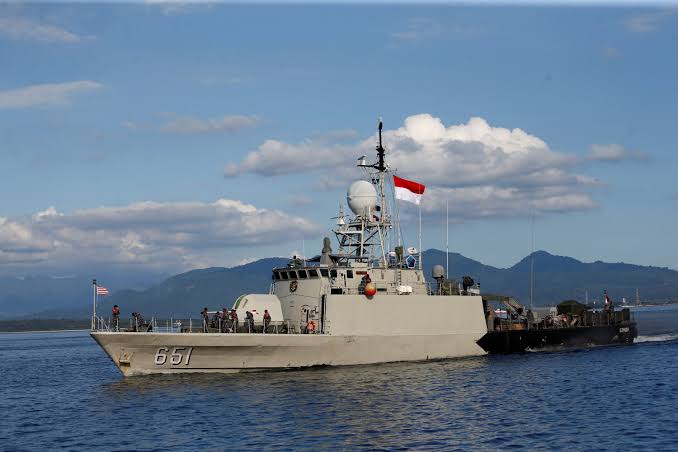 Indonesian Navy and US Marines