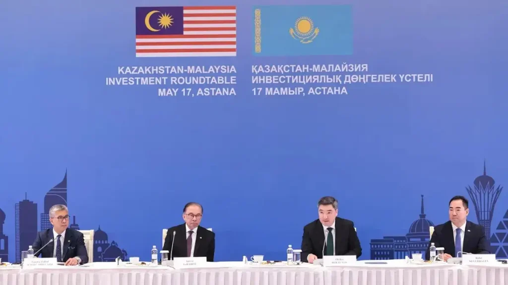 Kazakh and Malaysian PMs Host Investment Roundtable to Boost Economic Cooperation