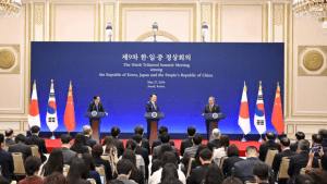 Chinese Premier Advocates Enhanced China-Japan-South Korea Cooperation at 9th Trilateral Summit