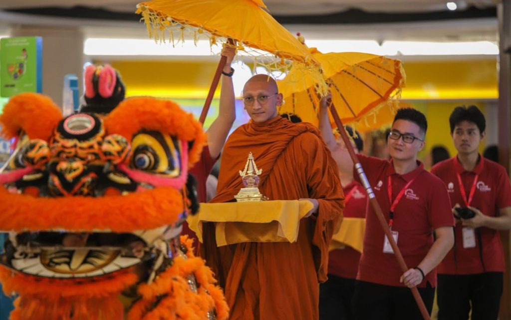 President Jokowi and VP Amin Extend Vesak Day Greetings and Hopes for Unity
