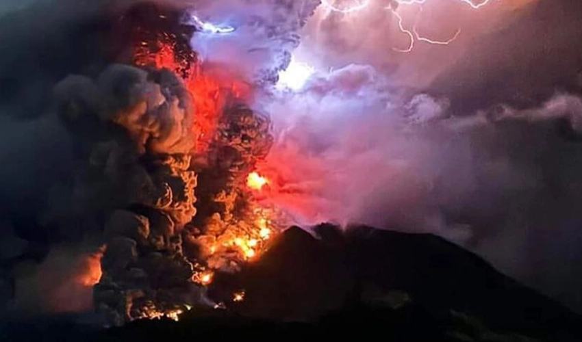 Mount Ibu Erupts, PVMBG Raises Alert Status Amidst Volcanic Activity