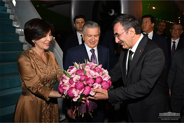 President of Uzbekistan Arrives in Türkiye