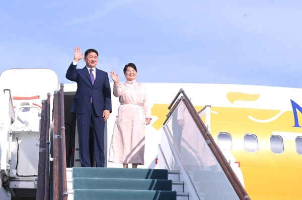 President of Mongolia Commences State Visit to Uzbekistan