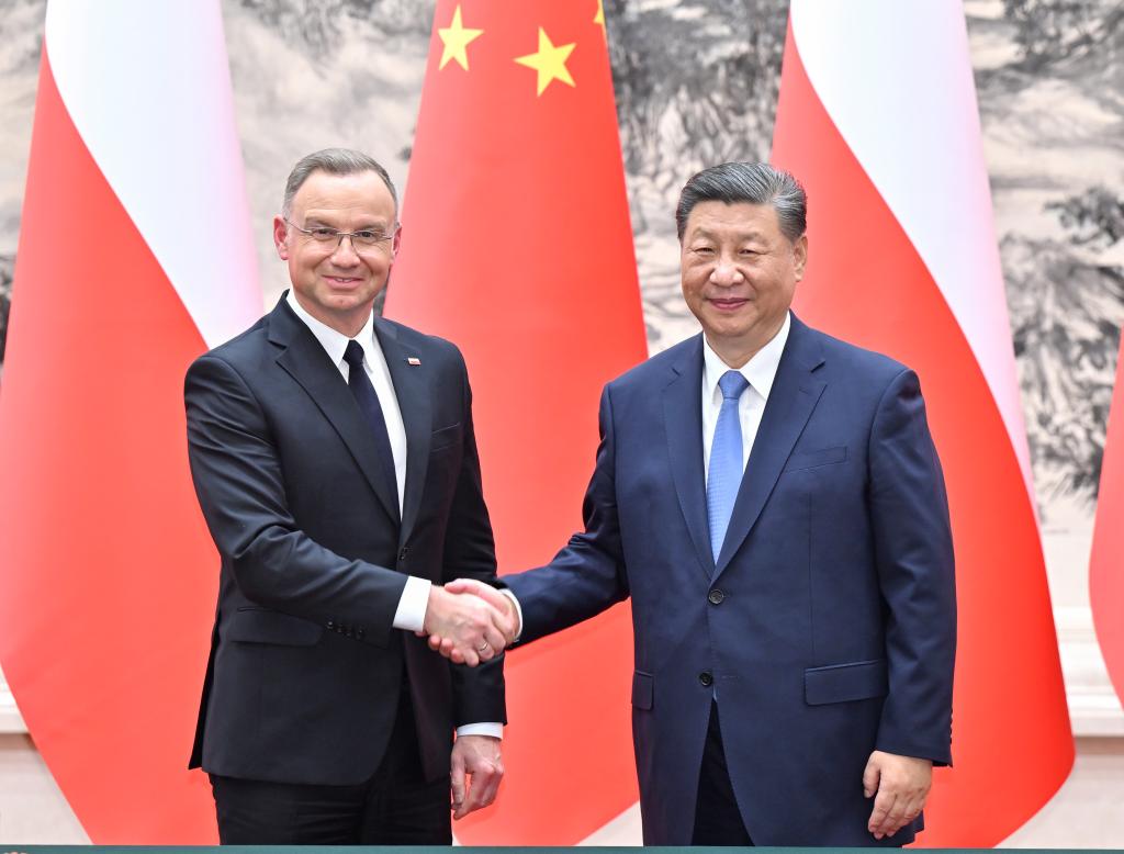 President Xi Pledges to Elevate China-Poland Relations
