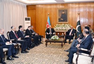 President Ilham Aliyev Holds Meeting with President Asif Ali Zardari