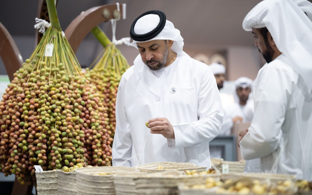 Sheikh Hamdan bin Zayed Visits 20th Liwa Date Festival