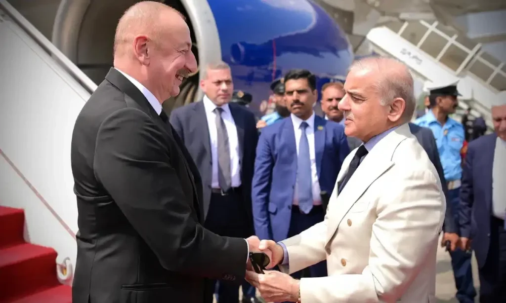 President Ilham Aliyev Arrives in Pakistan