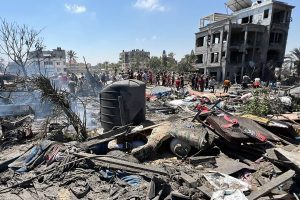 Palestinian Ministry Reports No Safe Areas Across Gaza