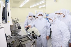 Vietnam to Train Workers for Semiconductors, Hydrogen, and Carbon Credits