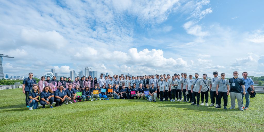 UAE Youth Join 'Future Leaders Empowerment Programme' in Singapore