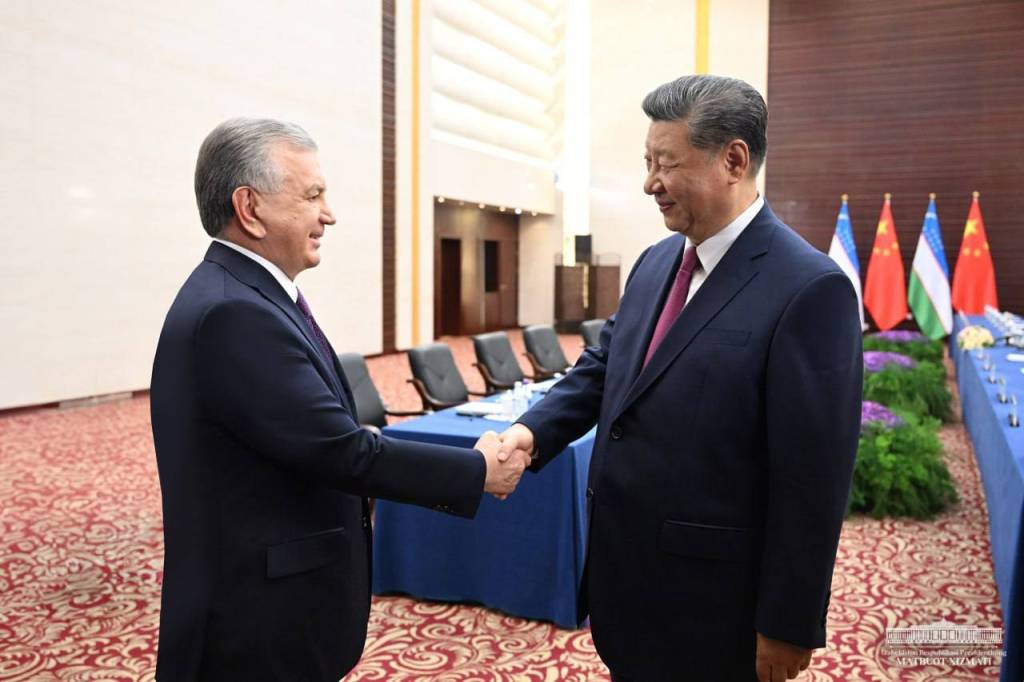 Presidents of Uzbekistan and China Hold Strategic Talks in Astana
